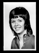 Vtg. 1972  Pretty Young Girl/Woman-Dimples - Original Snapshot  - $148.18 MXN