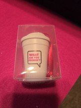 Dunkin Donuts What Are You Drinkin Coffee Cup Christmas Ornament 2012 - $167.11 MXN