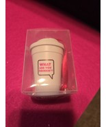 Dunkin Donuts What Are You Drinkin Coffee Cup Christmas Ornament 2012 - $166.56 MXN