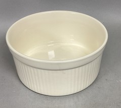 Vintage Pfaltzgraff Heritage Round Casserole Baker Off White Fluted Bowl... - $16.83