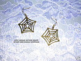 New Wild &amp; Wicked Antique Bronze Spider Web Earrings - £3.98 GBP