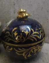 1927 Eski Harmen Porselen Bomboniere Egg shape Blue &amp; Gold Cabbage Rose ... - £59.50 GBP