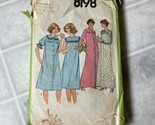 Vintage Sewing Pattern Simplicity 8198 - nightdress &amp; robe 1977 Sz 18 &amp; 20 - $15.88