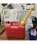 Vintage Pre Ban Wedco Essence Red Plastic 1-1/4 Gallon Vented Gas Can ne... - $39.99