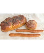 Lot of 4 Vintage Faux Bread Loaves Poppy Seed Sesame Seed + Plain 2 Brea... - $224.68 MXN