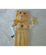 Vintage Muppets Pin ~ Miss Piggy Holding Drink - $6.00
