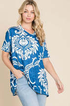 BOMBOM Printed Relaxed V-Neck Tunic Top - $18.44