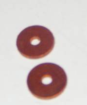 LIONEL PART - 362-031- PAIR OF INSULATED WASHERS  -  NEW- W46G - $21.51 MXN