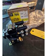 ALLEN BRADLEY 700-BX220A4 SER. A 480V  NEW NIB SALE SALE $69 - $1,255.64 MXN