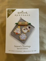Hallmark Keepsake VIP Gift 2010 Season&#39;s Treatings Special Edition- Repaint - £11.87 GBP