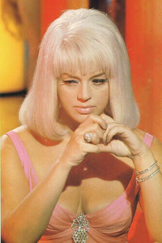 Diana Dors vintage 4x6 inch real photo #355247 - $4.75