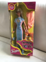 Vintage 1998 Totally Yoyo Skipper Barbie Doll Nrfb - £32.04 GBP
