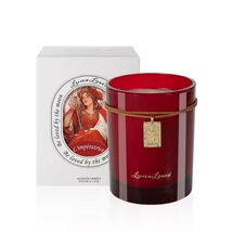 LunaLoved Tarot The Empress Rose Oud Scented Soy Candle 230g - $437.32 MXN
