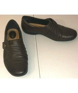 Woman Female Clarks Artisan Brown Leather Upper 8M flats w/ Single Strap - £32.08 GBP