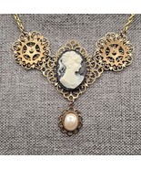 Steampunk Cameo Necklace Gold Tone Articulated Gears Filigree Faux Pearl... - $743.65 MXN