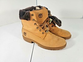 Timberland 6” Classic Wheat Nubuck Size 7 Fur Lined Trim Lace Up Boots W... - $570.99 MXN