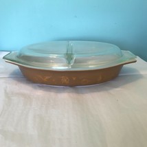 Vintage PYREX Early American 1-1/2 Quart Divided Serving Dish w/Lid Brown &amp; Gold - £14.24 GBP