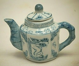 Miniature Teapot Tea Pot Mini Porcelain Blue &amp; White Wildlife Bird Scene... - £10.10 GBP