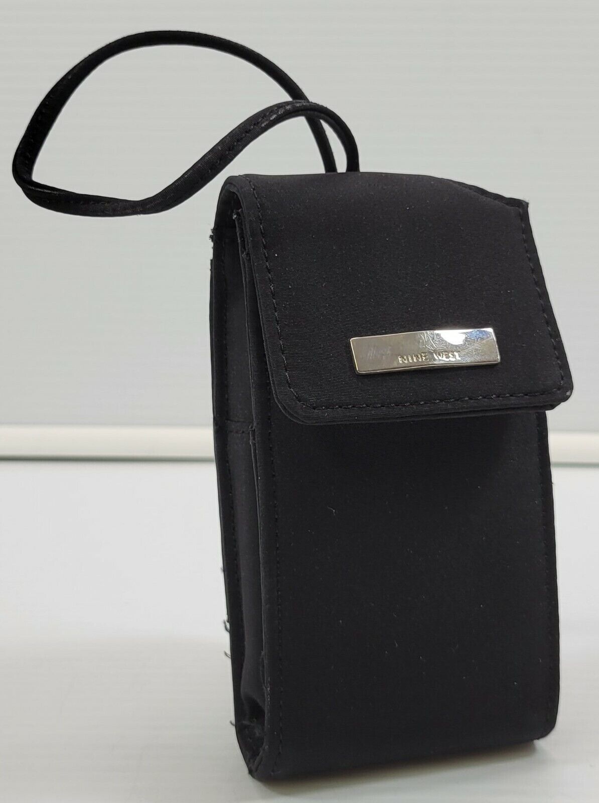NINE WEST Black Wristlet Wallet ID Holder Accessory Phone Case Travel Bag - $5.93