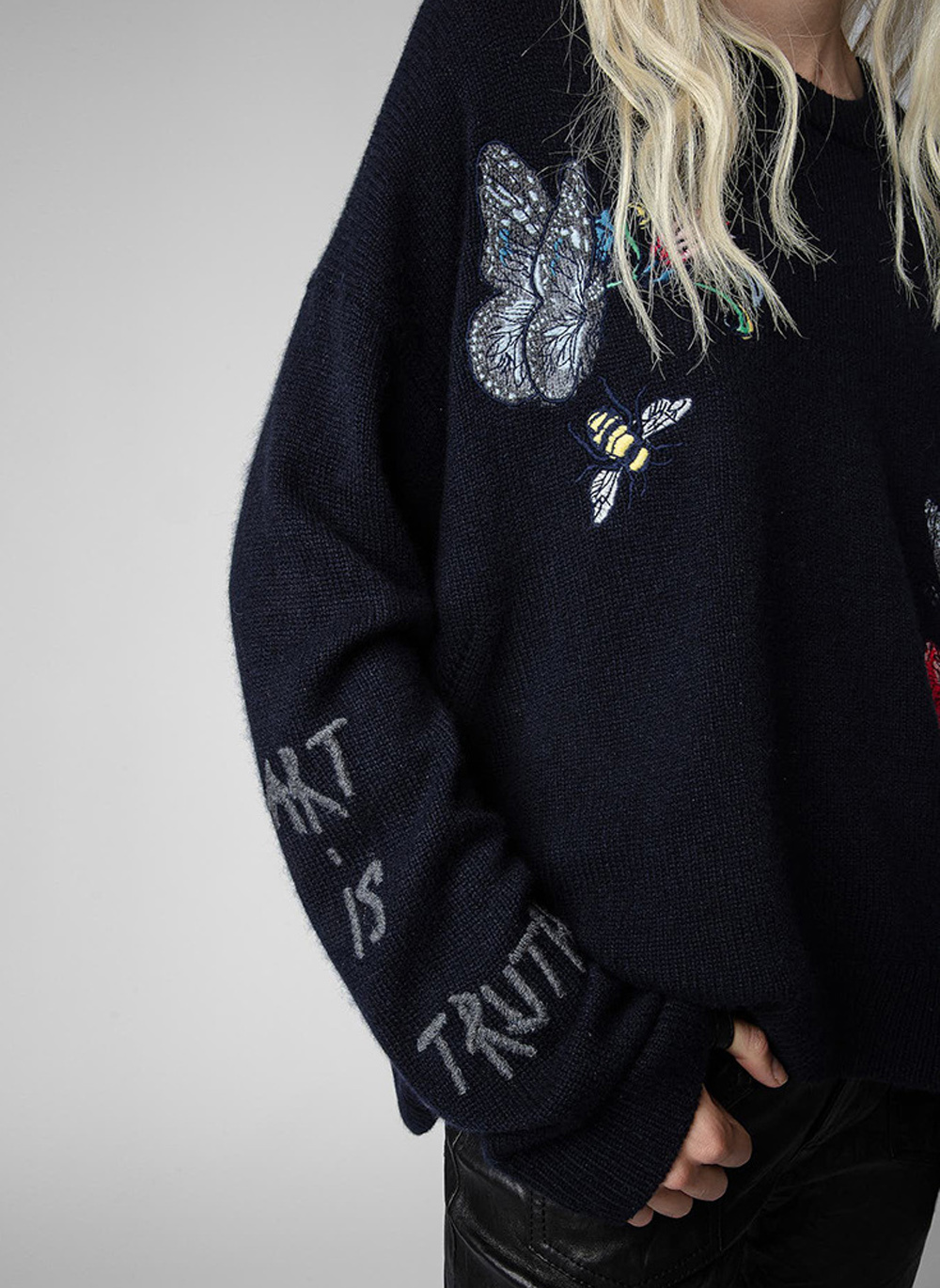 Women's 100% Cashmere Navy Knit Sweater - Embroidered Nature-Inspired Motifs Item image 2