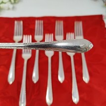 8 Dn Fks 1940&#39;S Wm ROGERS &quot;EXQUISITE&quot; Dinner Forks Silver Plated Beautiful - $24.98