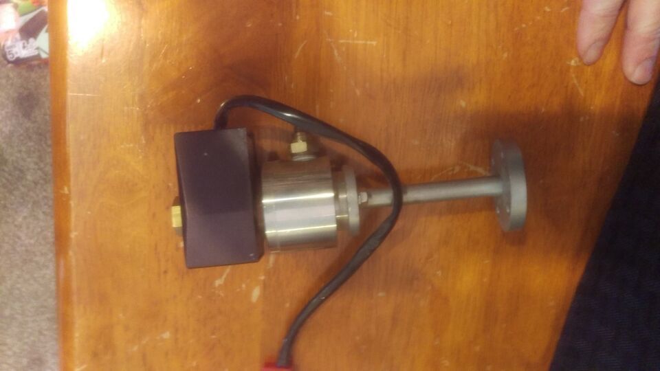New CKD Solenoid Valve w/ vacuum attachment  PS 1/4  pn# AB3X - $30.39
