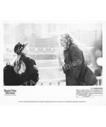 V.I. WARSHAWSKI-1991-KATHLEEN TURNER-B&amp;W 8&quot;x10&quot; STILL FN - $24.25