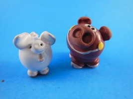 Set of 2 Vintage Pig Figurines Brown and white 1&quot;-1.5&quot;  - $5.93