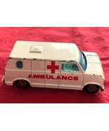 1981 Ambulance Yatming # 1501 Universal Studios Hong Kong - $225.80 MXN