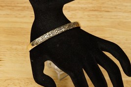 Whiting &amp; Davis Vintage Costume Jewelry Bangle Bracelet Pale Gold Tone Metal - £15.02 GBP