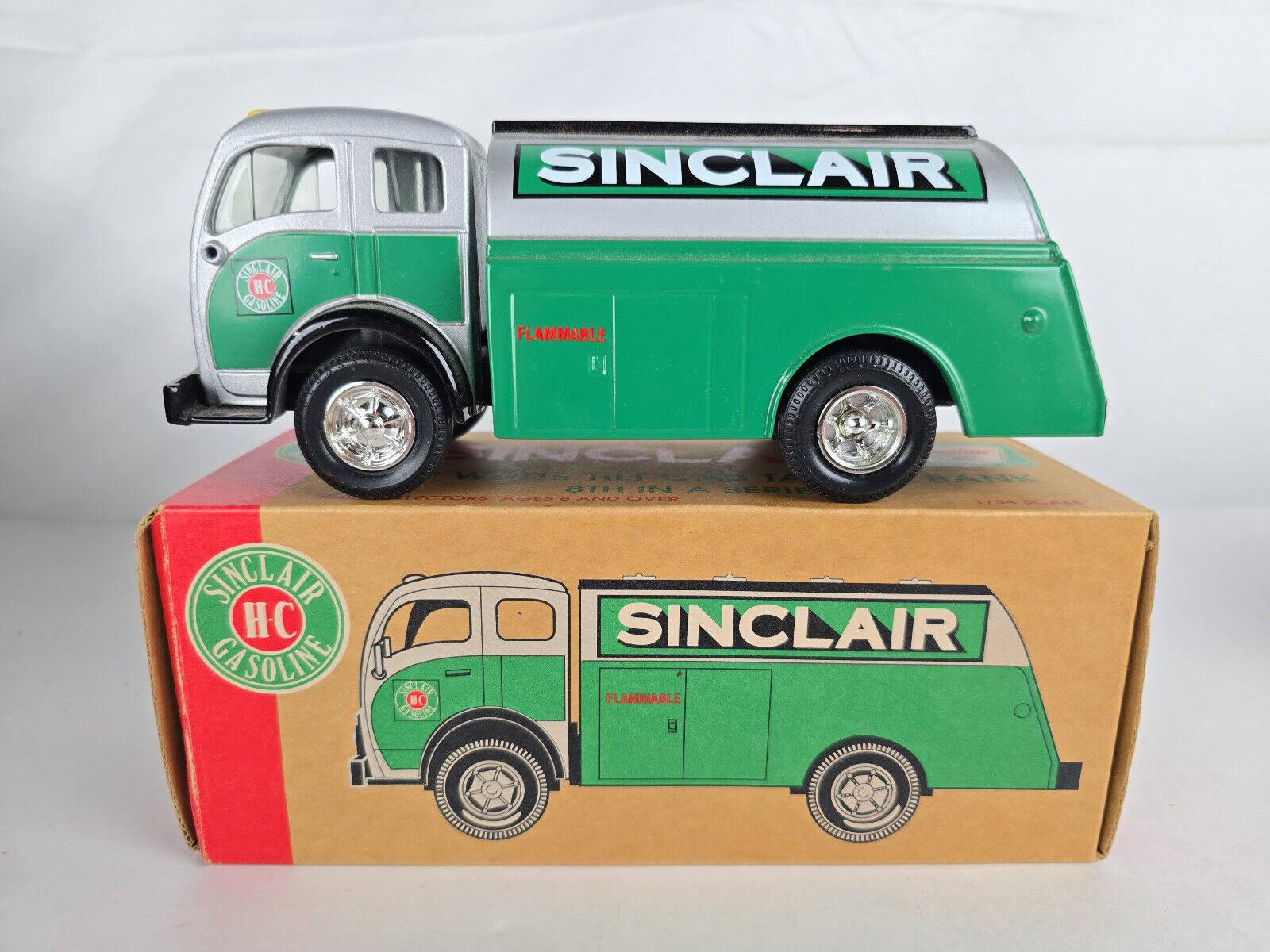 SINCLAIR OIL 1949 WHITE TILT CAB TANKER ERTL DIECAST COIN BANK 1/34 Scale Volvo - $50.00