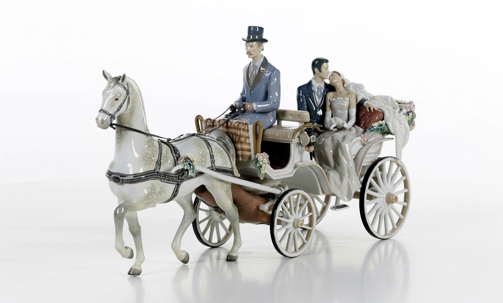 Lladro 01001932 Bridal Carriage Limited Edition  - £9,573.75 GBP