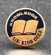 US Kids Golf Knowledge Book Gold Tone Pin 5/8&quot; Diameter - £7.65 GBP