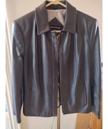 Valerie Stevens Women Petite Black Leather Zippered Jacket Size PM EUC - €25,79 EUR