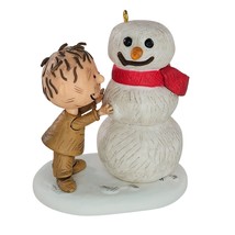 Hallmark Keepsake Christmas Ornament Peanuts Gang Pigpen Builds A Snowman 2013 - £15.60 GBP