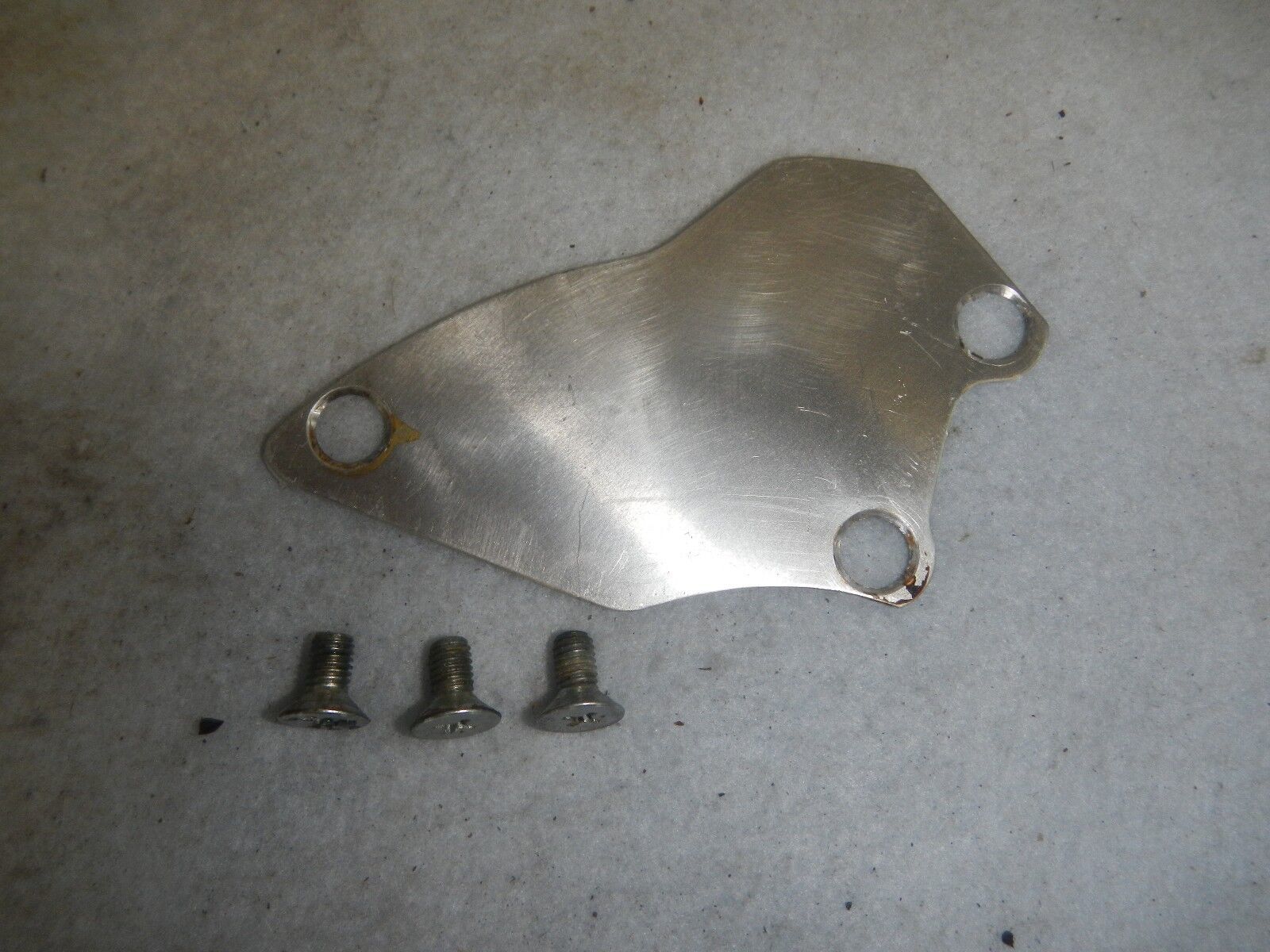 LEFT ENGINE COVER OIL GUIDE METAL PLATE 1975 1976 SUZUKI RE5 500 WANKEL ... - $6.18