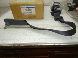 FORD 6W6Z-76611B09-AA Seat Belt Retractor Pretensioner Assembly LH OEM NOS - $194.45