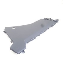 New Console Trim PN:LR082564 OEM 2017 2018 2019 2020 Rover Discovery - $16.16