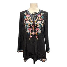 Faith &amp; Zoe Top Womens S Black Floral Embroidered Tunic Split Tie Neck Boho - $22.15