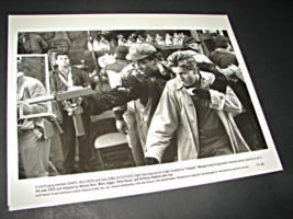 1992 FREEJACK Geoff Murphy Movie Press Photo Emilio Estevez Daryl Wilcher gun 36 - £11.15 GBP