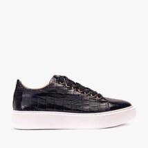 The Dublin Blue Leather Men Sneaker image 6