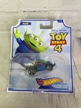 Hot Wheels Disney Character Cars Toy Story 4 Alien Diecast Car 1:64 Scal... - £7.13 GBP