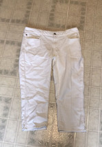 Eddie Bauer White Denim Capri Curvy Crop Pants Size 10 Flat Front - £24.39 GBP