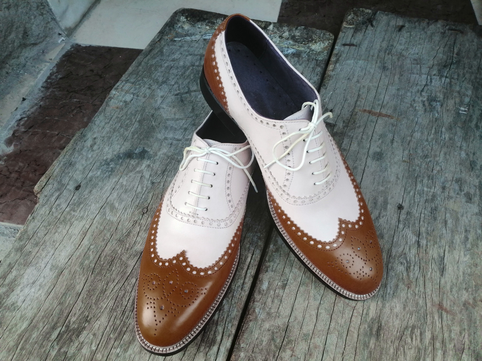 Two Tone Oxford Shoes Brown White Brogue Toe Premium Quality Leather Laceup