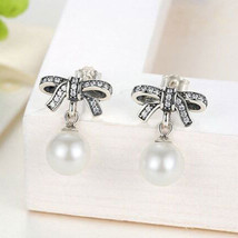 925 Sterling Silver Delicate Sentiments with White Pearl Stud Earrings - £14.11 GBP