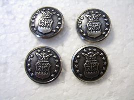 USAF BUTTONS LOT OF 20 BUTTONS  NEW - 25 LINE HOPPER SHANK FROM 1984 GI BOX - $4.95