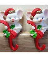 1970s Christmas Plastic White Mouse Holly Red Bow Stocking Hangers Set Of 2 - $250.52 MXN