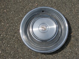 One genuine 1968 Cadillac Deville 15 inch vented hubcap wheel cover - £21.88 GBP