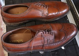 Vintage pair of 12A Bostonia leather men&#39;s wing-tip shoes Never worn - £77.13 GBP