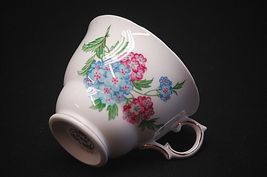 Royal Vale 6427 Bone China Tea Cup Pink Blue Flowers Scalloped Gold Trim... - $12.86